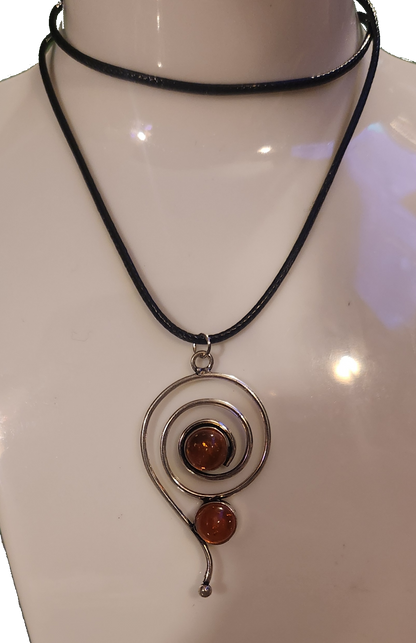 ⭐️✨️Right sided baltic amber necklace⭐️✨️