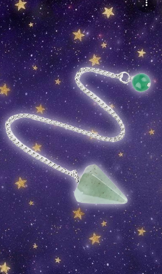 ✨️🔮 small crystal pyramid pendulums 🔮✨️