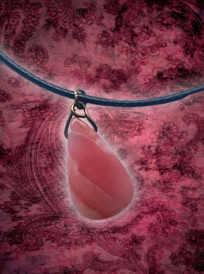 💕♎️ pink opal pendant hand drilled necklace ♎️💕
