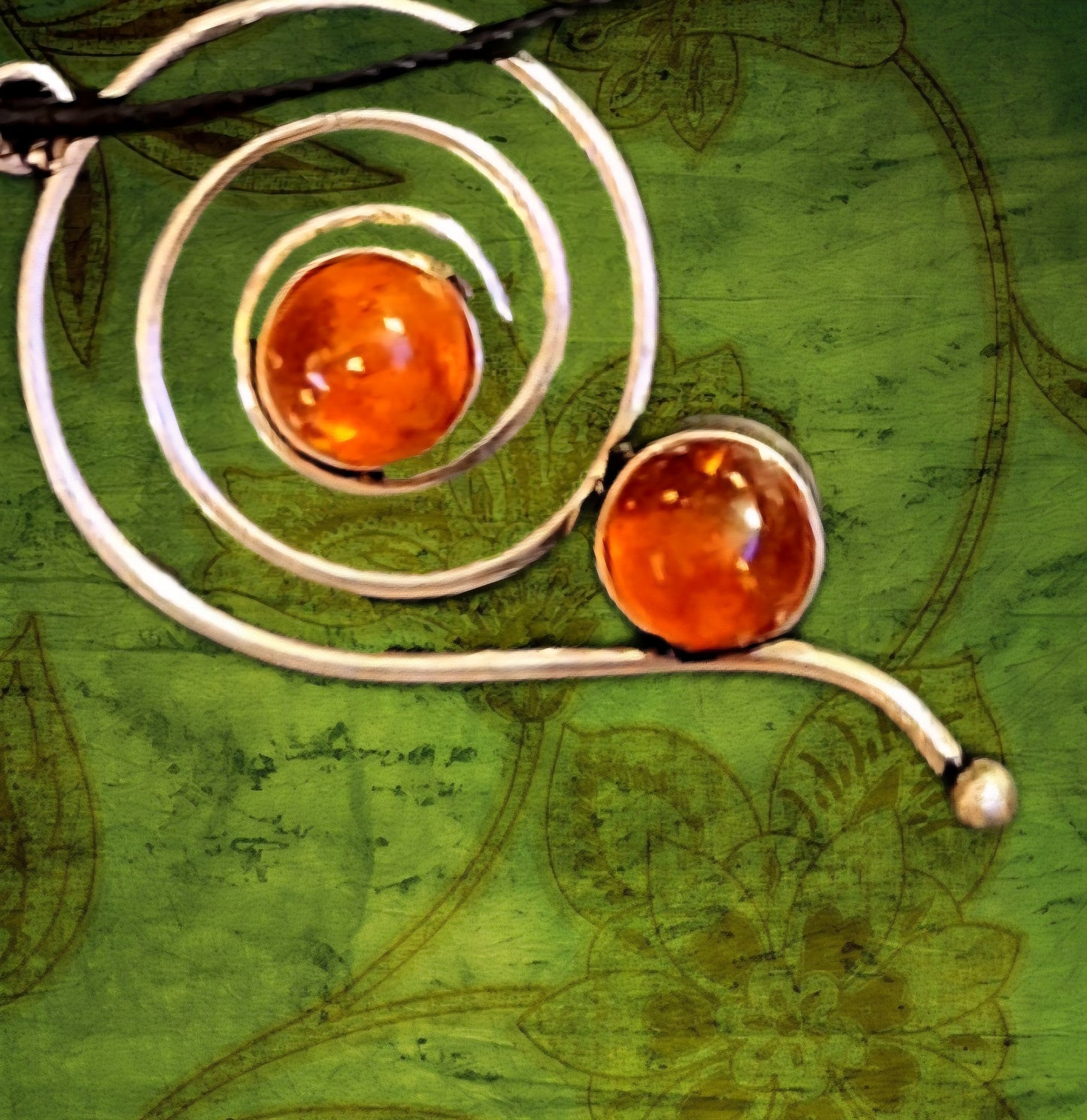 ⭐️✨️Right sided baltic amber necklace⭐️✨️
